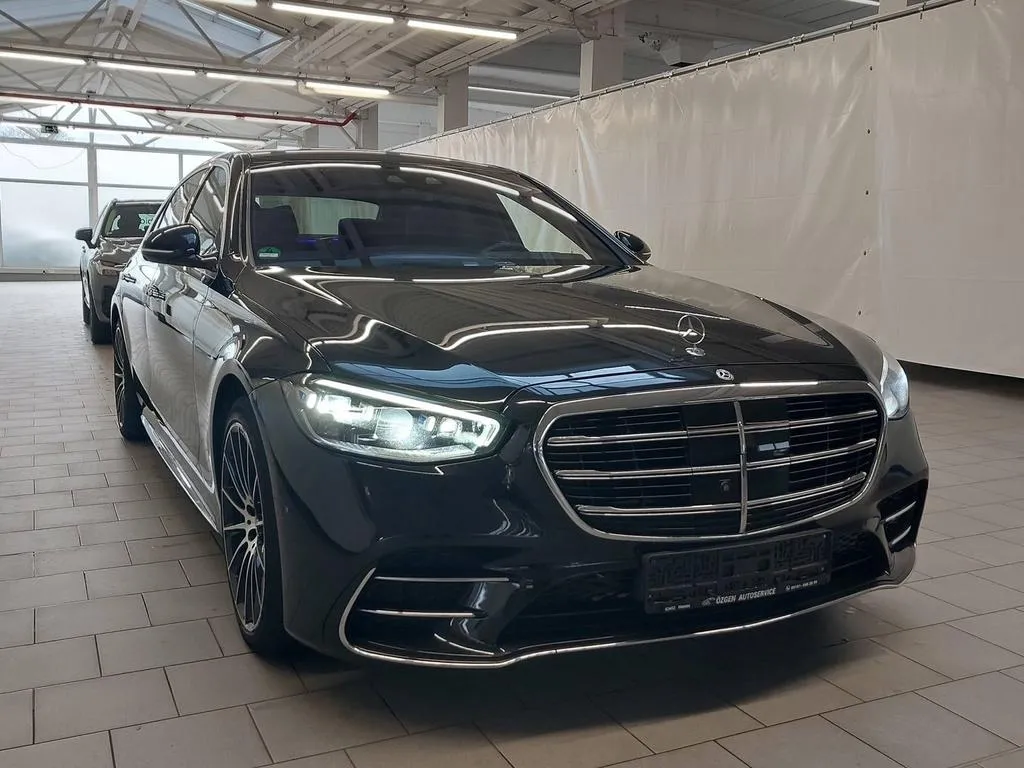 Mercedes-Benz S 400
