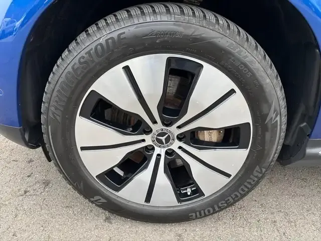 Mercedes-Benz EQC 400