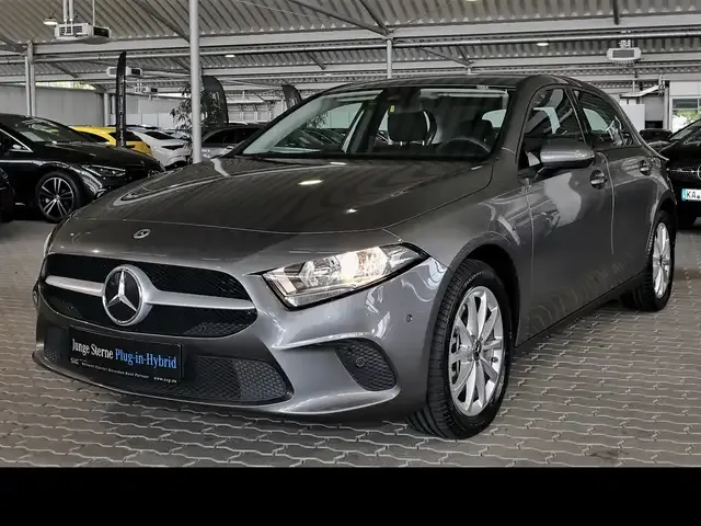 Mercedes-Benz A 250