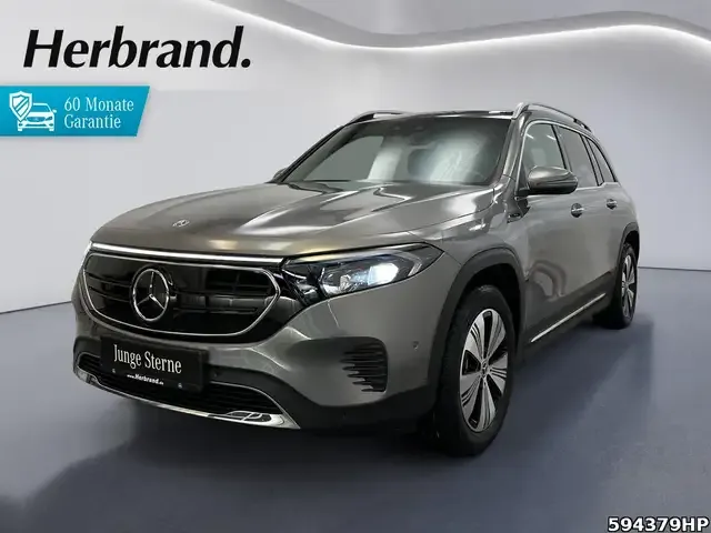 Mercedes-Benz EQB 250