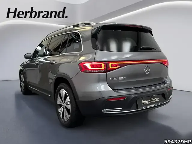 Mercedes-Benz EQB 250