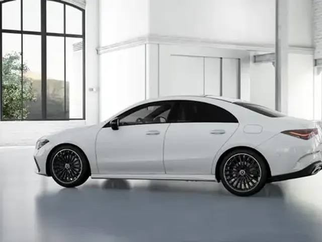 Mercedes-Benz CLA 200