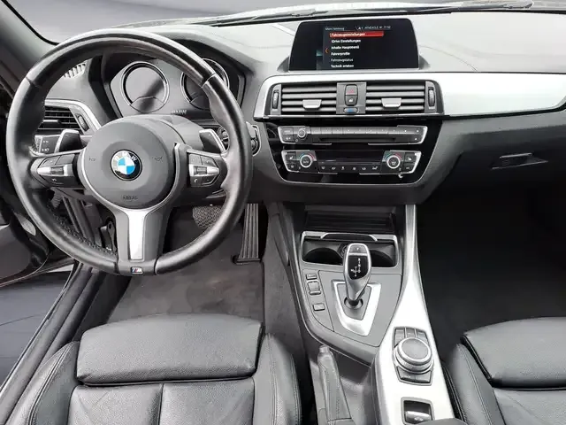 BMW 230