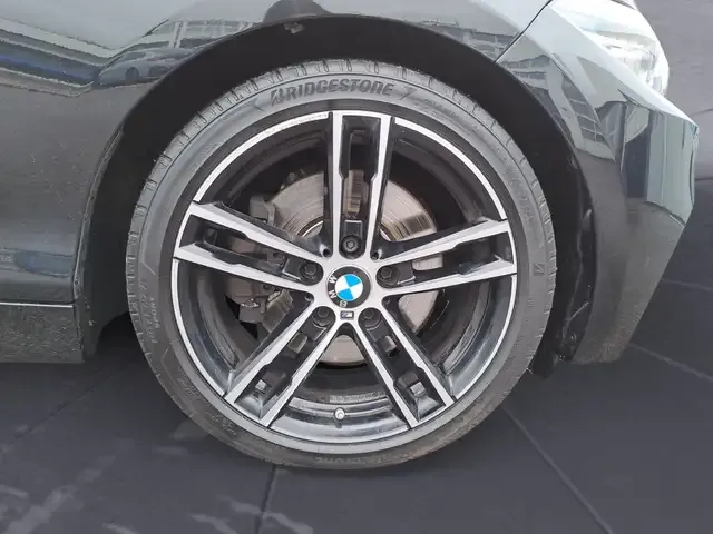 BMW 230