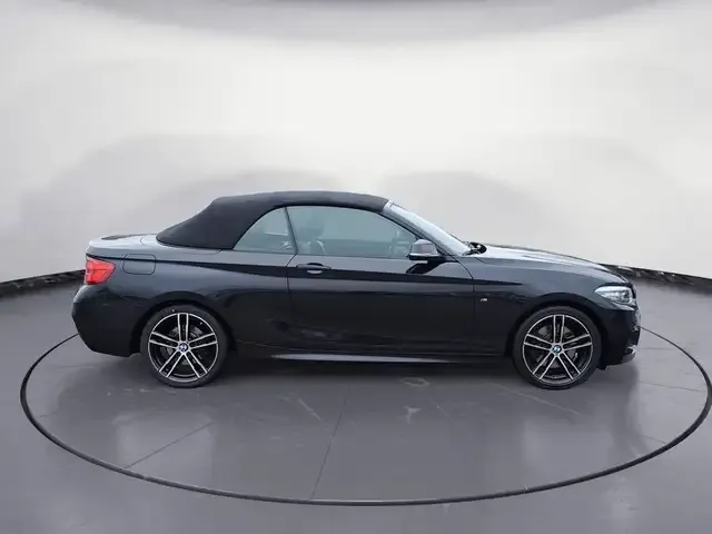 BMW 230