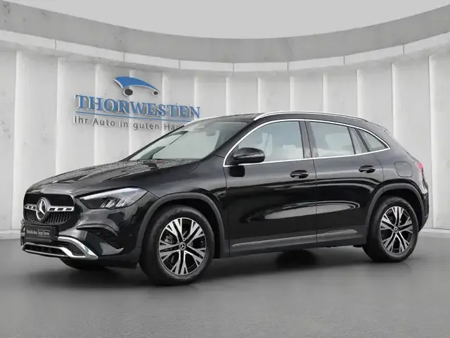 Mercedes-Benz GLA 200