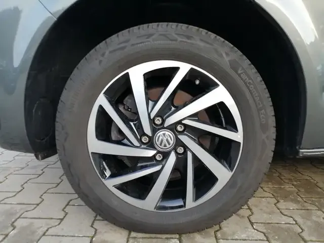 Volkswagen T6.1 California