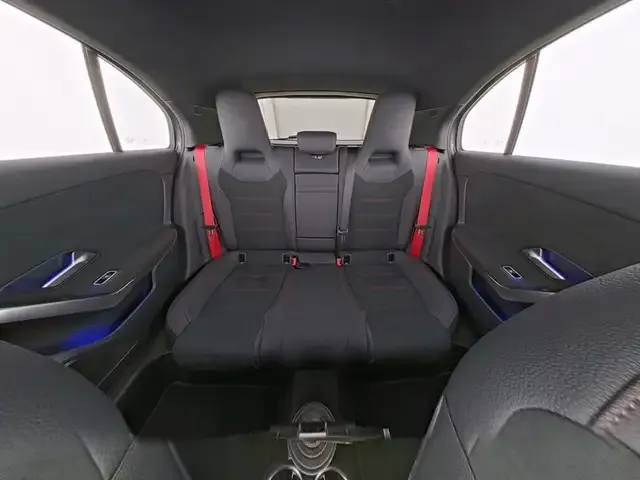 Mercedes-Benz A 35 AMG