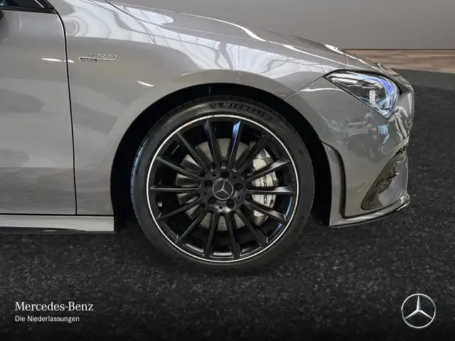 Mercedes-Benz CLA 35 AMG