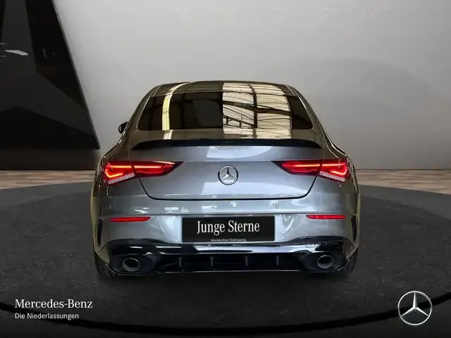 Mercedes-Benz CLA 35 AMG