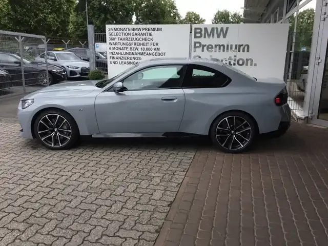 BMW 230