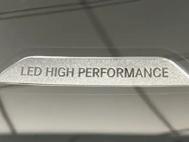 Mercedes-Benz GLB 220