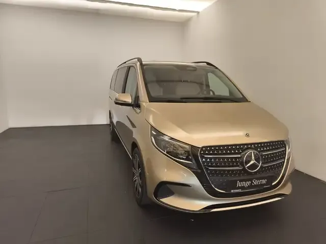 Mercedes-Benz V 250