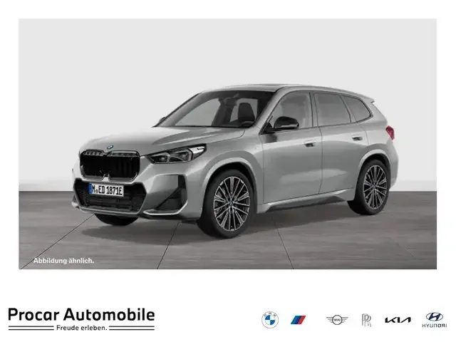 BMW iX1