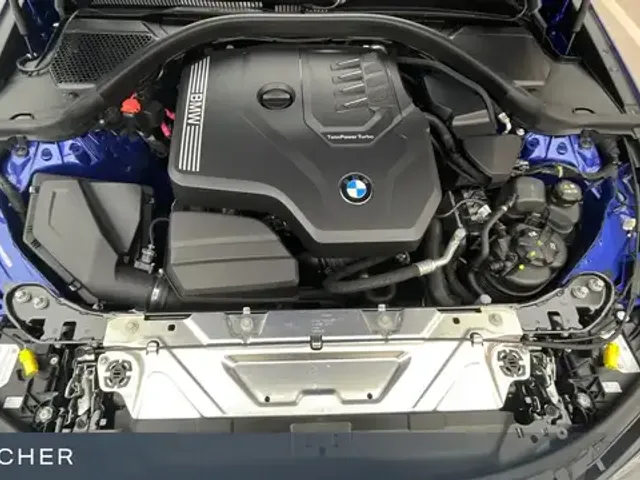 BMW 330