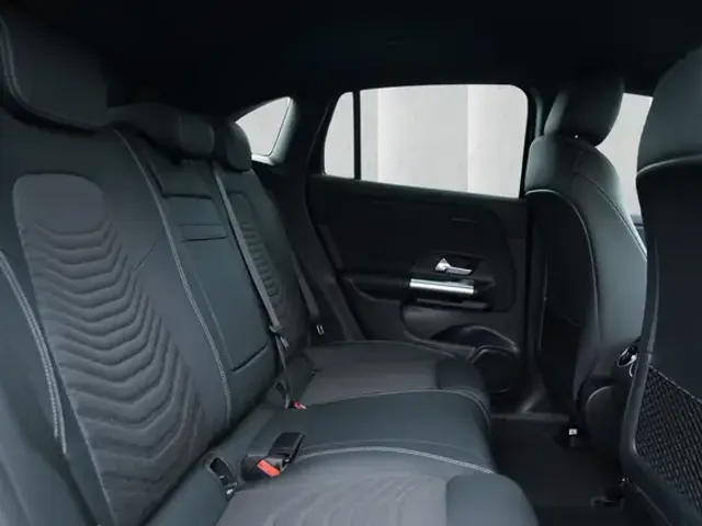 Mercedes-Benz EQA 350