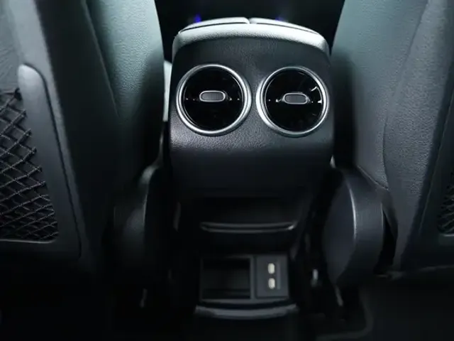 Mercedes-Benz EQA 350