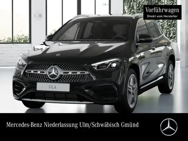 Mercedes-Benz GLA 220