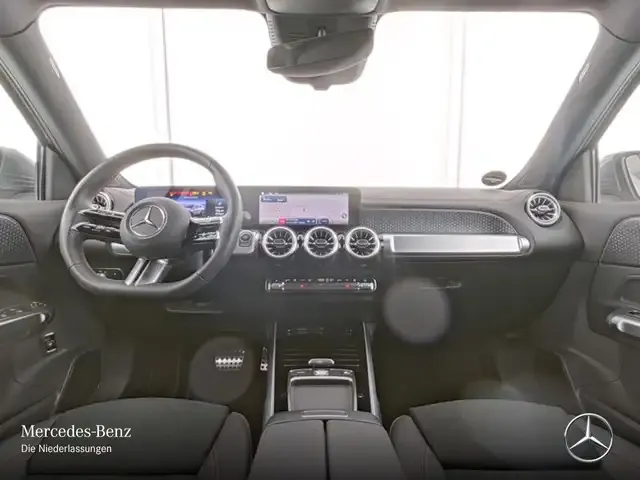 Mercedes-Benz EQB 300