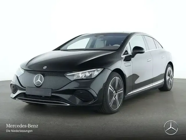 Mercedes-Benz EQE 300