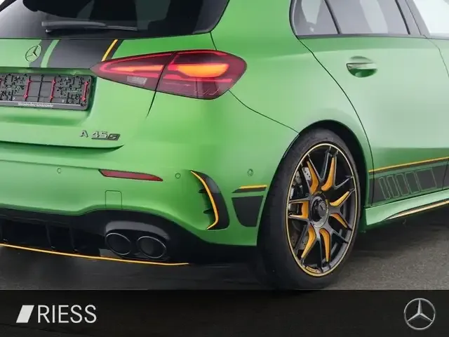 Mercedes-Benz A 45 AMG