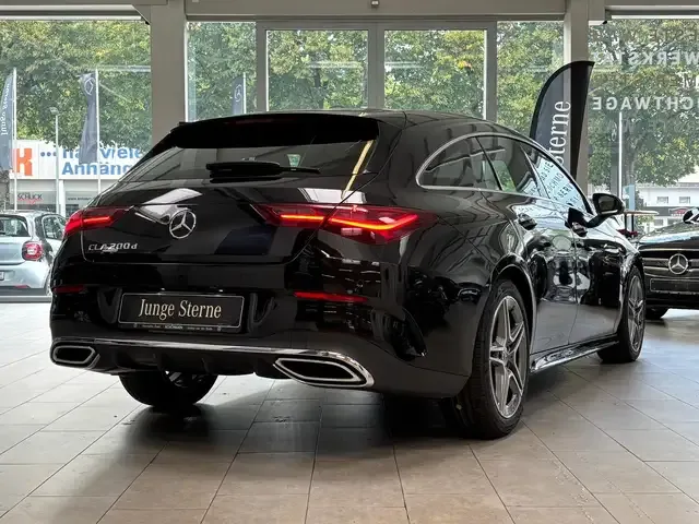 Mercedes-Benz CLA 200