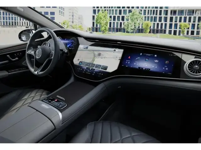 Mercedes-Benz EQS