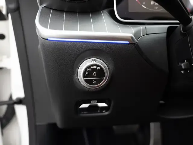 Mercedes-Benz CLE 200