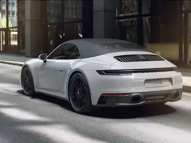 Porsche 992