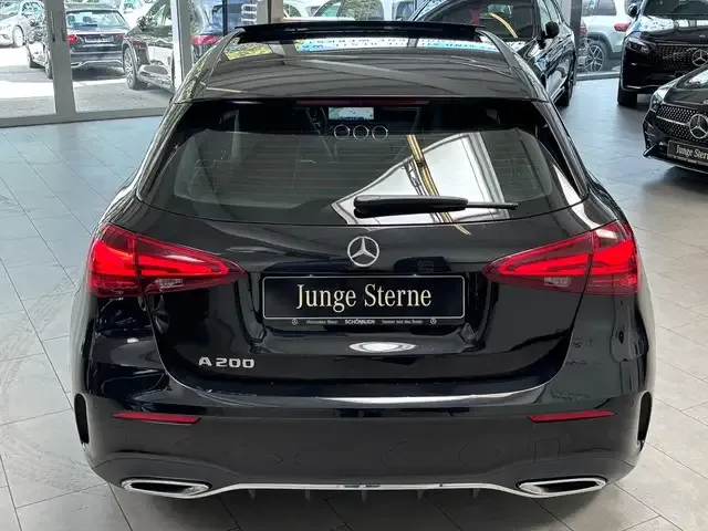 Mercedes-Benz A 200