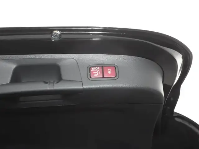 Mercedes-Benz GLA 220