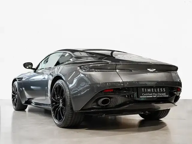 Aston Martin DB11