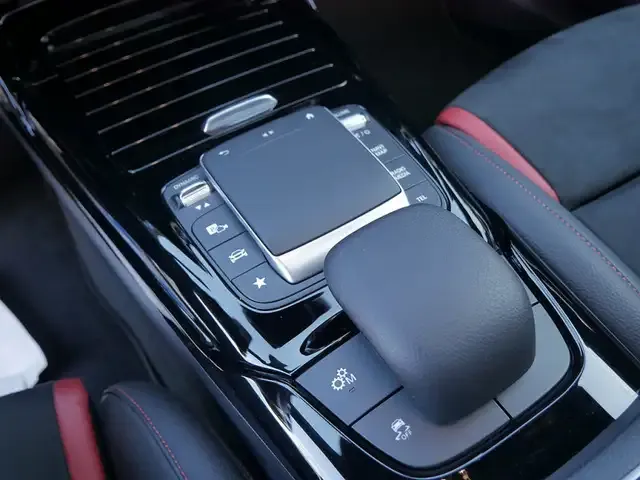 Mercedes-Benz Sonstiges