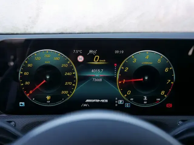 Mercedes-Benz Sonstiges