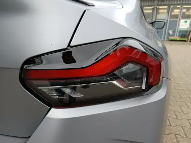 BMW 240