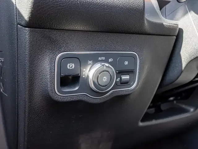 Mercedes-Benz EQB 250