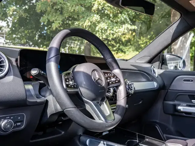 Mercedes-Benz EQB 250