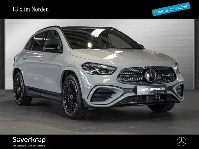 Mercedes-Benz GLA 200