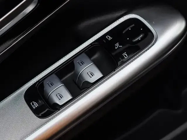 Mercedes-Benz EQE 350