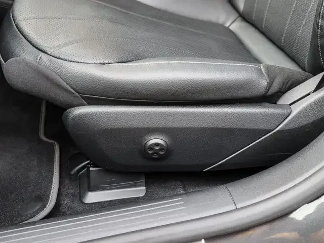 Mercedes-Benz EQE 350