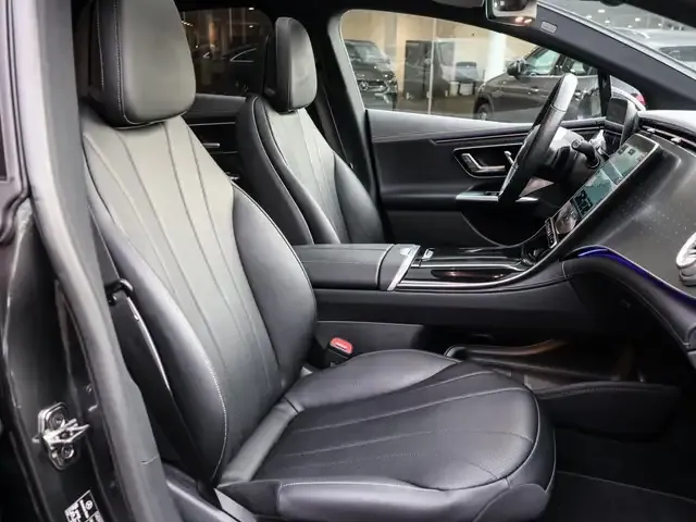 Mercedes-Benz EQE 350