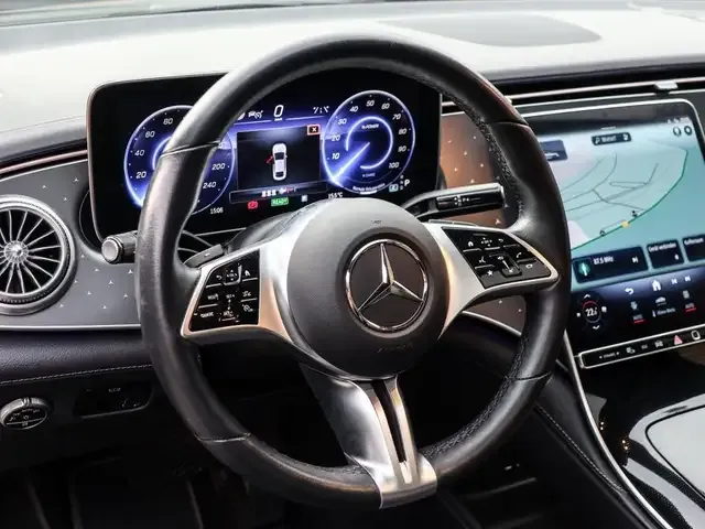 Mercedes-Benz EQE 350