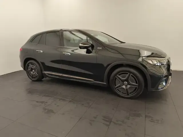 Mercedes-Benz EQE 300