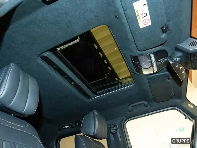 Mercedes-Benz G 500