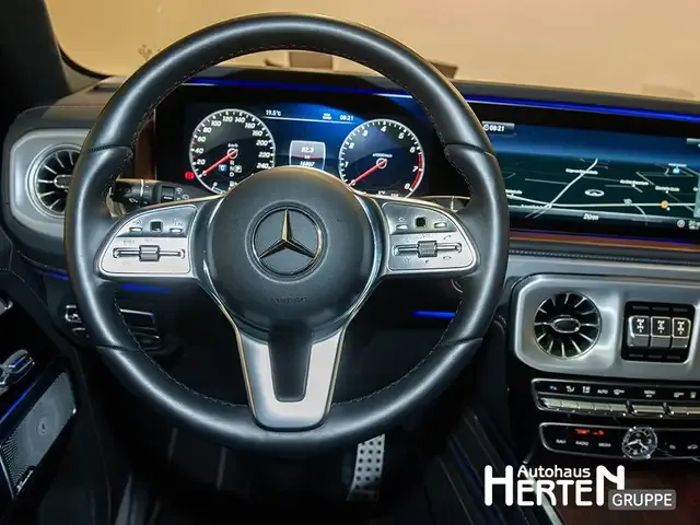 Mercedes-Benz G 500