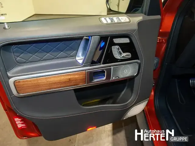 Mercedes-Benz G 500