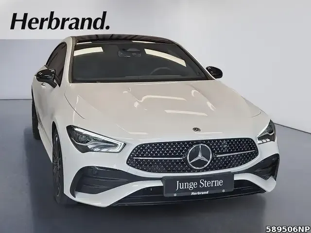Mercedes-Benz CLA 200