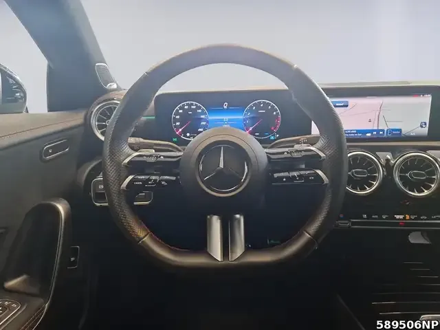Mercedes-Benz CLA 200