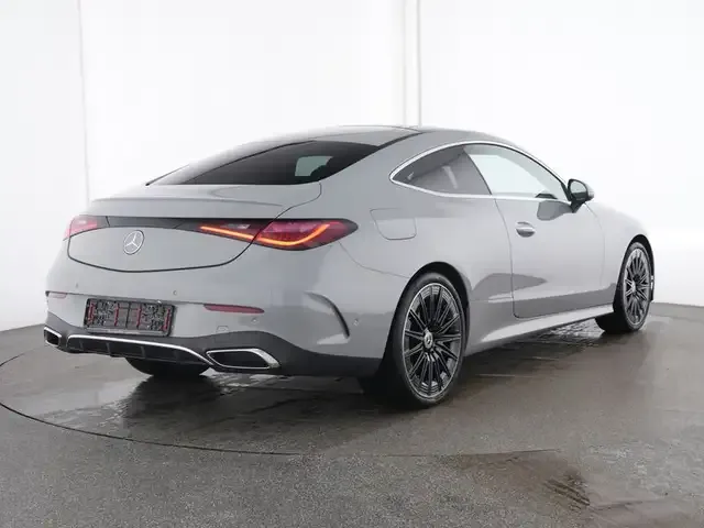 Mercedes-Benz CLE 200