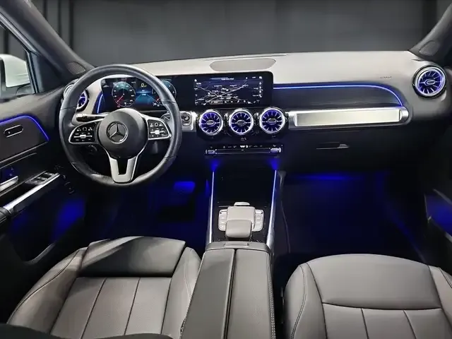 Mercedes-Benz GLB 200